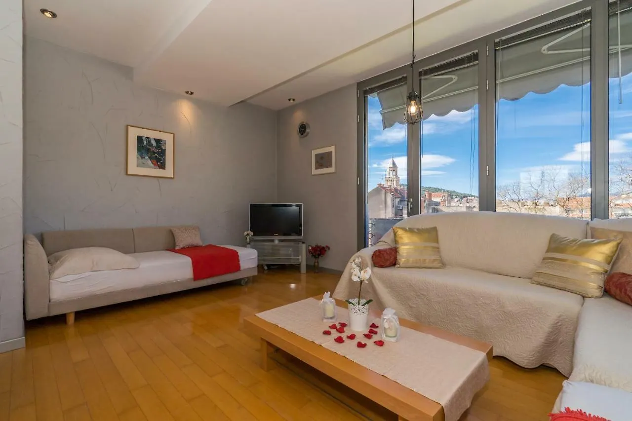 Apartment Old Town With Sea View Split Croatia